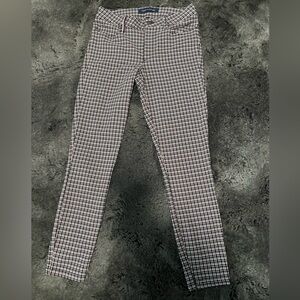 Tommy Hilfiger Burgundy Plaid Ankle Pants Womens Size 2